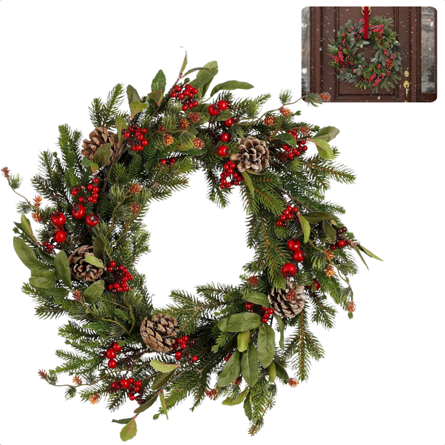 Cheqo® Kerstkrans - Groene Dennentakken - Rode Bessen - Bruine Dennenappels - Traditionele Kerstdecoratie - Gezellige Sfeer - Polyetheen Materiaal - Ø50 cm - Ophangbaar - Krans Met Gat - Deurkrans - Kerst Krans