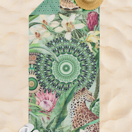 Strandlaken 50x100 cm - Tropisch Luipaard en Bloemen Print - Groen - Polyvelvet - Voor Sport & Reizen