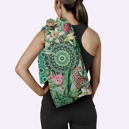 Strandlaken 50x100 cm - Tropisch Luipaard en Bloemen Print - Groen - Polyvelvet - Voor Sport & Reizen