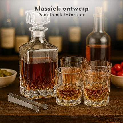 Cheqo® Whiskey Karaf Set - Glazen Karaf - Whiskey Glazen - Karaf Met Dop - 4 Glazen - Whiskey Set - Karaf 24 cm - Glazen 8 cm - Budget Whiskey Set - Whiskey Karaf - Whiskey Cadeau - Glazen Whiskey Set - Karaf En 4 Glazen