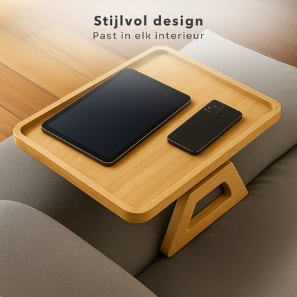 Cheqo® Armleuning Dienblad - Bamboe Materiaal - Houtkleur - Antislip - Inklapbaar Ontwerp - Banktafel - Sofa Accessoire - Bamboe - Bank Dienblad