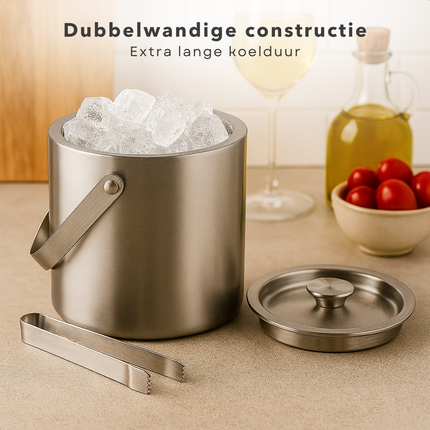 Cheqo® Dubbelwandige IJsemmer - IJsemmer Met Tang - Roestvrijstaal IJsemmer - IJsemmer Met Deksel - Thuisbar Accessoire - Feestjes IJsemmer - Siliconen Rand Deksel - IJsblokjesemmer - 15 cm Diameter - 18 cm Hoogte - Zilveren IJsemmer