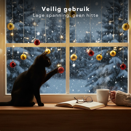 Cheqo® Lichtgordijn Kerstballen - Kerstverlichting Op Batterijen - Warm Wit Licht - 74 LED Lampjes - Automatische Timer - IP-44 - Buiten Geschikt - Kerstdecoratie Binnen - Kerstdecoratie Buiten - Sfeer Verlichting - Lichtnet - Licht Gordijn