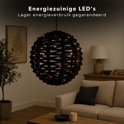 Cheqo® Verlichte Bal - Kerst Decoratie - Kerstfiguur - Zwarte Bal - 25 cm Diameter - 60 Led - Warm Wit Verlichting - Verlichting - Metaal En Kunststof - Kerstverlichting Binnen - Batterij - IP20 - Timer Functie