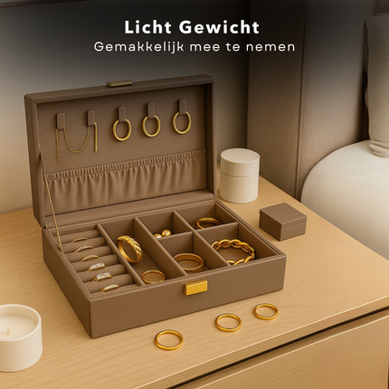 Cheqo® Sieradendoos Kunstleer - Bijouteriedoos - Sieradenkoffer - Juwelendoos - Sieraden Organizer - Taupe - Sieraden Doos - Sieradendoosje Met Kettinghaakjes en Ringklemmen