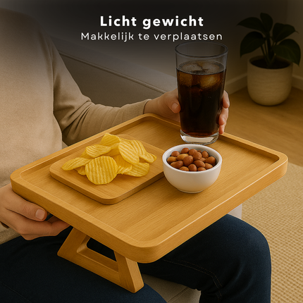 Cheqo® Armleuning Dienblad - Bamboe Materiaal - Houtkleur - Antislip - Inklapbaar Ontwerp - Banktafel - Sofa Accessoire - Bamboe - Bank Dienblad