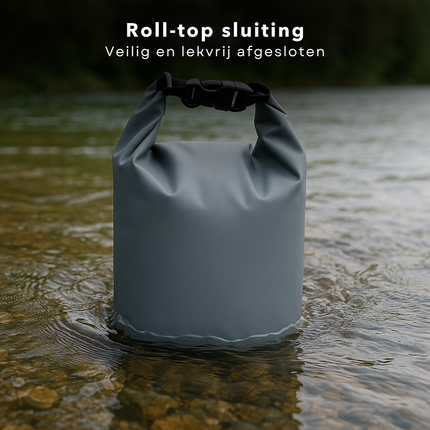 Cheqo® Waterdichte Tas 5 Liter – Dry Bag Grijs – Outdoor Tas met Roll-Down Sluiting – PVC Plunjezak – Sporttas & Strandtas – Verstelbare Schouderband – Stof- en Watervrij – Unisex Zeiltas – Compact & Duurzaam – Zwemhulp