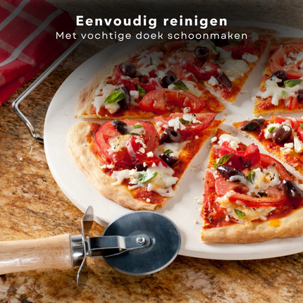 Cheqo® Pizzasteen voor BBQ & Oven - Keramiek 33 cm - Voor Barbecue en Oven - Pizzaplaat - Pizza Stone - Hittebestendig met Houder
