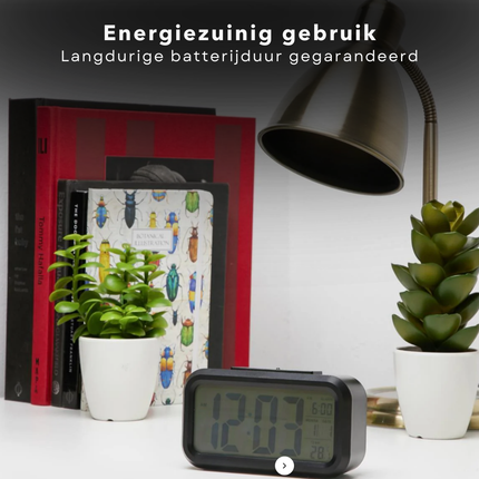 Cheqo® Digitale Wekker Zwart - Digitale Klok met Grote Cijfers - Reiswekker - LED Wekker - Alarmklok - Snooze Functie - ABS Materiaal - Zwart