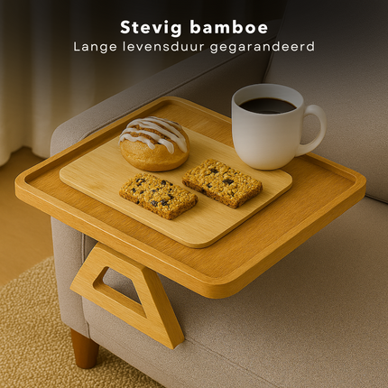 Cheqo® Armleuning Dienblad - Bamboe Materiaal - Houtkleur - Antislip - Inklapbaar Ontwerp - Banktafel - Sofa Accessoire - Bamboe - Bank Dienblad