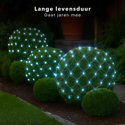 Cheqo® Netverlichting Buiten - Kerstverlichting Buiten - Kerstlampjes 320 LED Lampjes - Koelwit Licht - Groen Snoer - IP44 Adapter - Geschikt voor Buiten - Lichtnet Kerstverlichting - Tuinverlichting - Sterrenhemel Effect - Lichttapijt