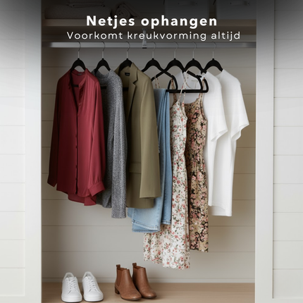 Cheqo® Velvet Kledinghangers - Zwarte Kledinghangers - Antislip Hangers - Kleerhaners - Slank Ontwerp - Draaibare Metalen Haak - Kleerhanger - Kledinghangers Met Inkepingen - Set Van 6 Hangers - Geschikt Voor Alle Soorten Kleding