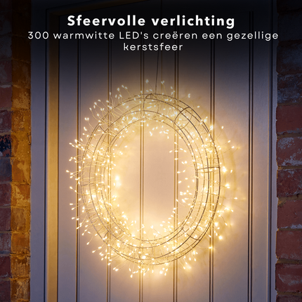 Cheqo® LED Kerstkrans - 300 LED's - Ø38 cm - Timer - Voor Binnen en Buiten - Warm Wit Verlichting - Microcluster - Kerstfiguur - Kerstversiering - Kerstverlichting - Voor Binnen en Buiten - Sfeerverlichting Kerstkrans