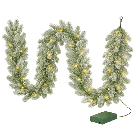 Cheqo® Guirlande Met Verlichting - Kerstguirlande - Warm Witte LED-Lampjes - 270 cm Lang - Groene Dennentakken - Frosted Afwerking - Kerstversiering - Natuurlijke Look - PE Takjes - Batterijvoeding - Deurkrans - Winterseizoen