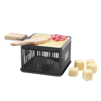 Cheqo® Kaasraclette - Mini Raclette Grill voor Kaas Smelten - Compact Tafel Raclette met Kaasfondue Set - 1 Persoon - Met Houten Spateltje - Gebruik met Waxinelichtje - 10 x 10 x 6.5 cm