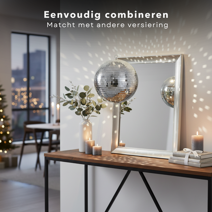 Cheqo® Kerst Discobal - Spiegelbol 50 CM - Zilver Spiegelglas - Disco Bal Zilver - Eenvoudig Op Te Hangen - Kerstversiering - Feestdagen Decoratie - Discobal Ornament - Spiegelglas Discobal - Kerstdecoratie