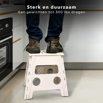 Cheqo® Vouwbare Opstapkruk - Opstapje - Trapje - Kruk - Krukje - Keukentrap - Keukentrapje - Opvouwbaar - Anti-Slip - ABS Materiaal - Max. 100 kg - Wit