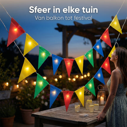 Cheqo® Vlaggenlijn met LED Verlichting - Lifestyle