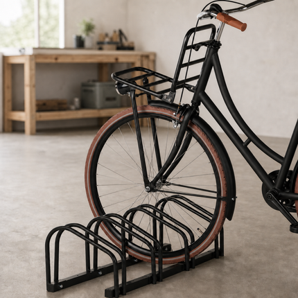 Cheqo® Fietsenrek voor 4 Fietsen - Fietsenstandaard - Fietsrek - Fietsenstalling - Fietsbeugel - Vloermontage en Muurmontage - voor Brede Banden - voor Binnen en Buiten - voor Garage - Schuur en Tuin - Fiets Standaard - Fietsen Rek - Zwart - Hero Lifestyle