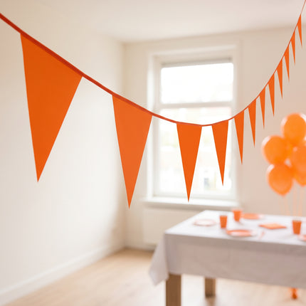 Cheqo® Vlaggenlijn Oranje - Vlaggetjes Slinger - Puntvlaggetjes - Vlaggenslinger - Oranje Vlaggen - Feestslinger - Oranje Versiering voor Koningsdag - Feestartikelen voor EK en WK Voetbal - Feestversiering voor Verjaardag en Themafeest - Hero Lifestyle