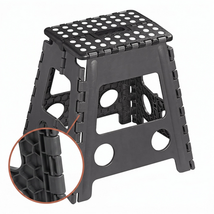 Cheqo® Opvouwbaar Krukje - Inklapbaar Krukje - Opstapkruk - Opstapje - Vouwkruk - Keukentrapje - Campingkruk voor Caravan en Camper - Badkamerkruk - Huishoudkrukje - Zwart - Antislip Kunststof Kruk met Handgreep - Opstapkrukje - Trapkrukje - Hero Studio