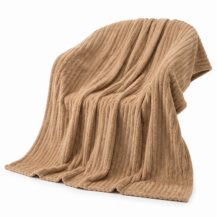 Cheqo® Fleece Deken - Plaid - Fleece Plaid met Ribstof - Woondeken - Knuffeldeken - Bankdeken - Plaid voor Bank - Grand Foulard - Sprei - Heerlijk Zacht en Warm - Camel Beige Plaid - Bruine Deken voor Bed en voor Woonkamer - Fleece Blanket - Hero Studio