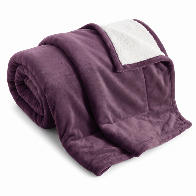 Cheqo® Sherpa Deken - Fleece Deken - Plaid - Fleece Plaid - Woondeken - Knuffeldeken - Bankdeken - Deken voor Bank en Bed - Dubbelzijdig - Flanel Deken - Winter Deken - Schapenvacht Deken - Teddy Deken - Sprei - Bedsprei - TV Deken - XXL - Paars - Hero Studio