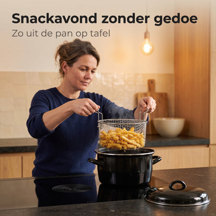 Cheqo® Frituurpan Emaille met Mandje - Friteuse met Inzet en Deksel - Frietpan - Oliebollenpan - Oliepan - Frituurmand - Geschikt voor Inductie en Gasfornuis - Frituren op het Fornuis - voor Friet en Snacks - voor Oud en Nieuw - Zwart - Lifestyle (oude v0)