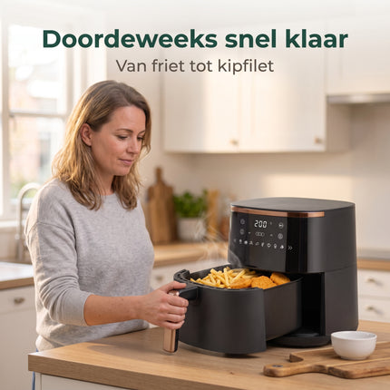 Cheqo® Airfryer - Hetelucht Friteuse - Heteluchtfriteuse - Friteuse zonder Olie - Luchtfriteuse met Digitaal Display en Touchscreen - 8 Automatische Programma's - Timer - Airfryer XL Zwart Goud - Frituurpan - Gezond Frituren voor het Hele Gezin - Lifestyle