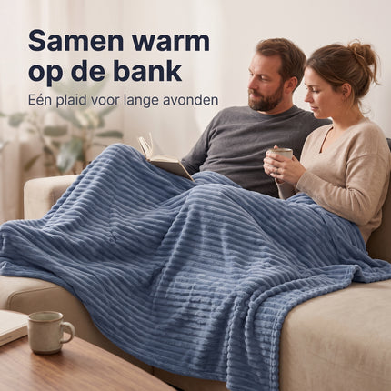Cheqo® Fleece Deken - Plaid - Fleece Plaid met Ribstof - Woondeken - Knuffeldeken - Bankdeken - Plaid voor Bank - Grand Foulard - Sprei - Heerlijk Zacht en Warm - Petrol Plaid - Petrolblauwe Deken voor Bed en voor Woonkamer - Fleece Blanket - Lifestyle