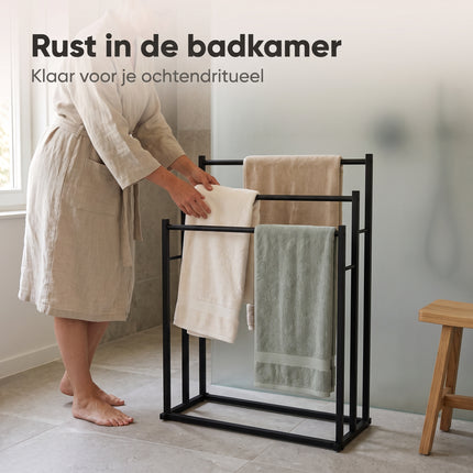 Cheqo® Handdoekrek - Handdoekenrek - Handdoekhouder Staand - Vrijstaand Handdoekrek voor Badkamer - Handdoekstang met 3 Stangen - zonder Boren - Handdoekhanger - Handdoekdroogrek - Extra Breed - voor Keuken - Badkameraccessoires - Mat Zwart - Lifestyle