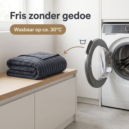Cheqo® Fleece Deken - Plaid - Fleece Plaid met Ribstof - Woondeken - Knuffeldeken - Bankdeken - Plaid voor Bank - Grand Foulard - Sprei - Heerlijk Zacht en Warm - Antraciet Plaid - Grijze Plaid - Deken voor Bed en voor Woonkamer - Fleece Blanket - Bezwaarkiller