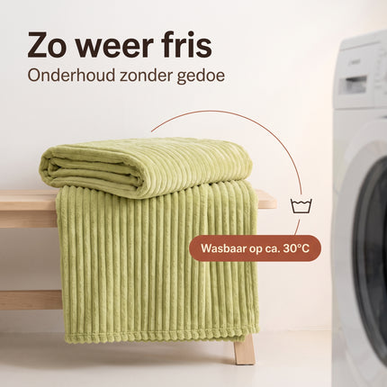 Cheqo® Fleece Deken - Plaid - Fleece Plaid met Ribstof - Woondeken - Knuffeldeken - Bankdeken - Plaid voor Bank - Grand Foulard - Sprei - Heerlijk Zacht en Warm - Groene Plaid - Deken voor Bed en voor Woonkamer - Fleece Blanket - Bezwaarkiller