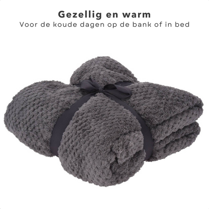 Cheqo® Fleece Deken - Fleece Plaid - Dekentje - 130x170cm - Voor de Koude Dagen - Polyester - Grijs - Bed & Bank Plaids