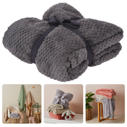Cheqo® Fleece Deken - Fleece Plaid - Dekentje - 130x170cm - Voor de Koude Dagen - Polyester - Grijs - Bed & Bank Plaids