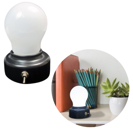 Cheqo® Nachtlamp - Gloeilamp Design - Nachtlampjes - Warm Wit - Tafellamp - Nachtlampje voor Kinderen en Volwassenen - Met Batterijen - ø7cm - 11cm Hoog Nachtlampjes