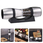 Cheqo® Luxe Peper- & Zoutmolen met Houder - RVS - ø5.5 x 23 cm - Keramische Maalschijf - Hervulbaar - Zwart & Zilver - Pepermolen - Zoutvaatje - Peper Zoutstel Peper- & Zoutstellen