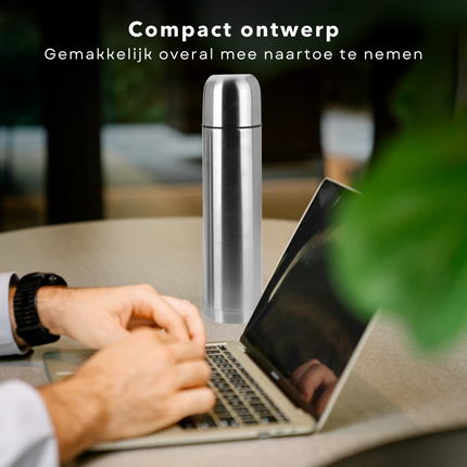 Cheqo® Dubbelwandige RVS Thermosfles met Beker - Isoleerfles - 0.75L - Matte Uitvoering Thermosfles