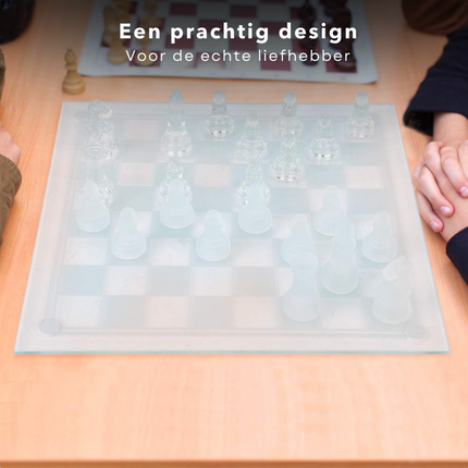 Cheqo® Luxe Glazen Schaakbord - Schaakspel - Schaakbord Glas - Schaakset - Inclusief 32 Schaakstukken - 25x25 cm Bordspellen